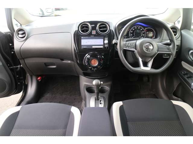 日産 ノート １．２ Ｘ ＤＩＧ－Ｓ H28年 (東北) 99