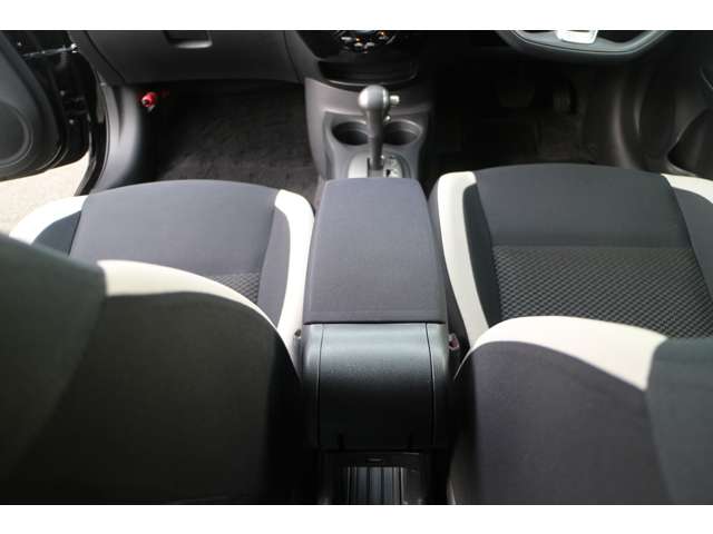 日産 ノート １．２ Ｘ ＤＩＧ－Ｓ H28年 (東北) 99