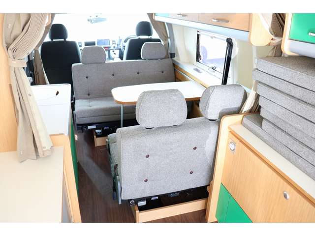 トヨタ ハイエースバン キャンピングカートイファクトリーバーデン H28年 (東北) 99