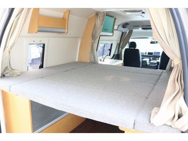 トヨタ ハイエースバン キャンピングカートイファクトリーバーデン H28年 (東北) 99