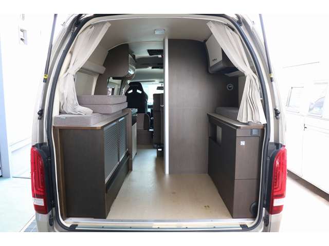 トヨタ ハイエースバン キャンピングカートイファクトリー４ＷＤ H30年 (東北) 99