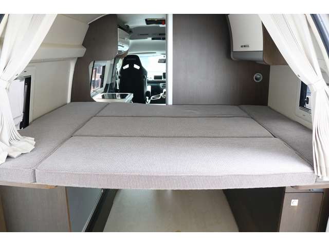 トヨタ ハイエースバン キャンピングカートイファクトリー４ＷＤ H30年 (東北) 99
