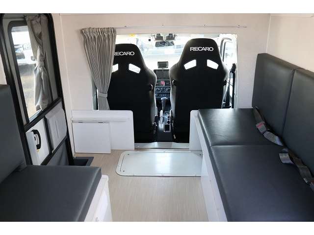 日産 ＮＴ１００クリッパー キャンピングカーマックレ―ディアラＪＲ４ＷＤ R5年 (東北) 99