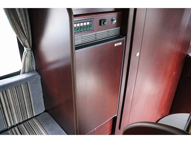 トヨタ カムロード キャンピングカーナッツＲＶミラージュ４ＷＤ H21年 (東北) 99