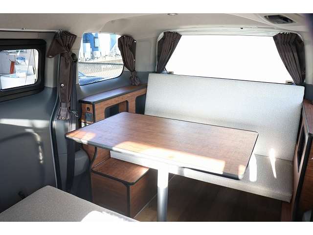日産 ＮＶ２００バネット キャンピングカーＦＯＣＳルソサブバッテリー R8年 (東北) 99