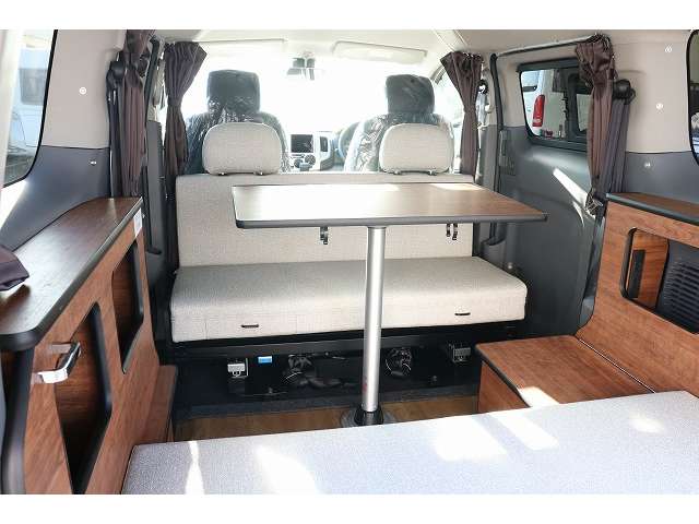 日産 ＮＶ２００バネット キャンピングカーＦＯＣＳルソサブバッテリー R8年 (東北) 99