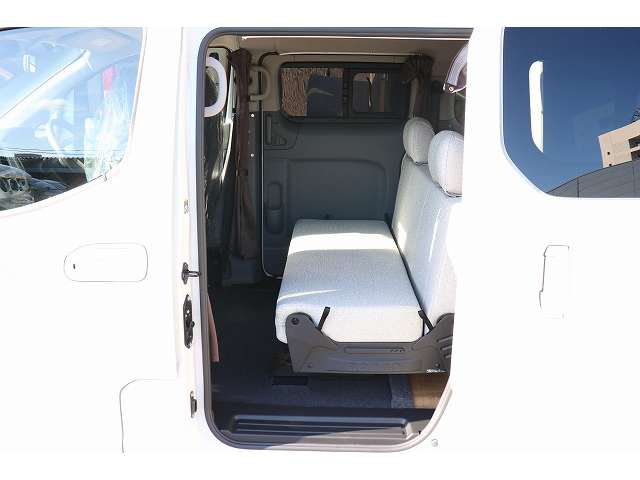 日産 ＮＶ２００バネット キャンピングカーＦＯＣＳルソサブバッテリー R8年 (東北) 99