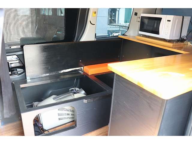 トヨタ ヴォクシー キャンピングＡＵＴプラス H25年 (東北) 99