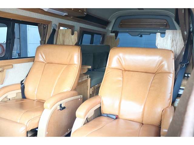 トヨタ ハイエースバン キャンピングカーカトーモーターアジアン R3年 (東北) 99