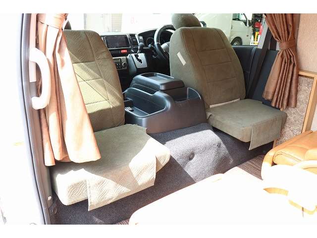 トヨタ ハイエースバン キャンピングカーカトーモーターアジアン R3年 (東北) 99