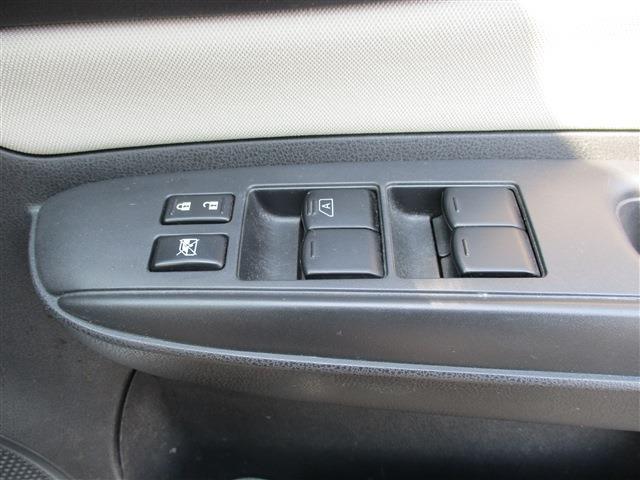 日産 ノート １．２ Ｅ－ＰＯＷＥＲ Ｘ H29年 (東北) 99