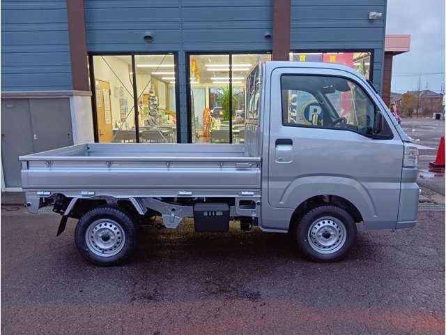 ダイハツ ハイゼットトラック ６６０ スタンダード ３方開 ４ＷＤ R7年 (東北) 99