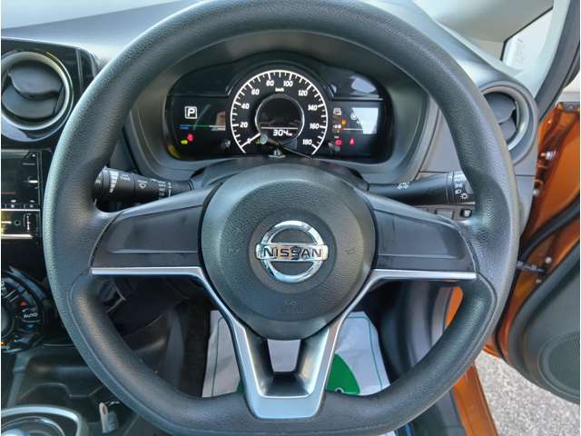 日産 ノート １．２ Ｅ－ＰＯＷＥＲ Ｘ H30年 (東北) 99