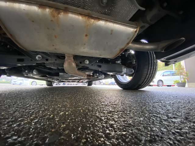 トヨタ カローラ　ツーリング　ハイブリッド １．８ ハイブリッド Ｇ Ｅ－ＦＯＵＲ ４ＷＤ R5年 (東北) 99