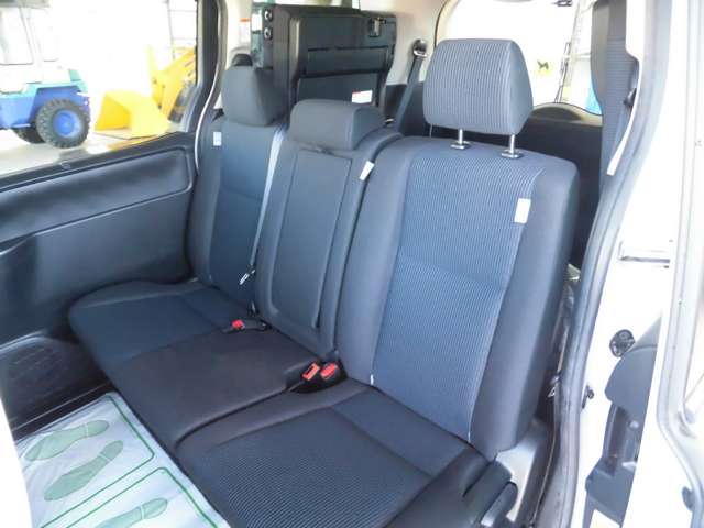 トヨタ ヴォクシー ２．０ Ｘ ４ＷＤ H30年 (東北) 99