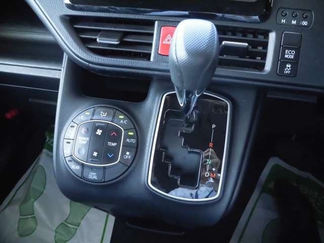 トヨタ ヴォクシー ２．０ Ｘ ４ＷＤ H30年 (東北) 99