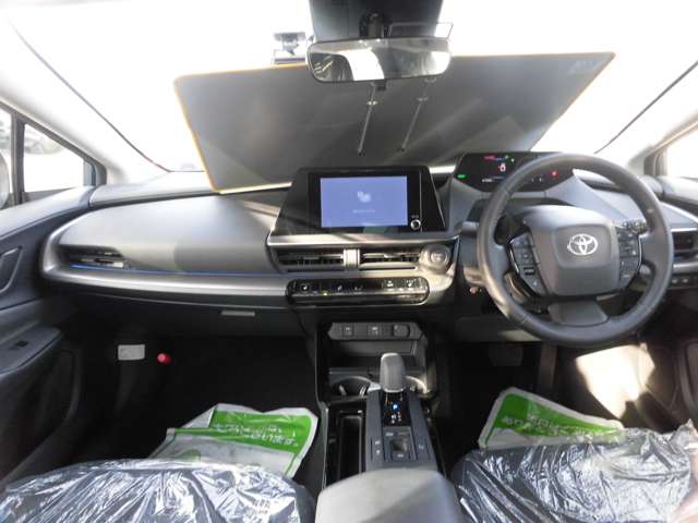 トヨタ プリウス ２．０ Ｇ Ｅ－ＦＯＵＲ ４ＷＤ R5年 (東北) 99