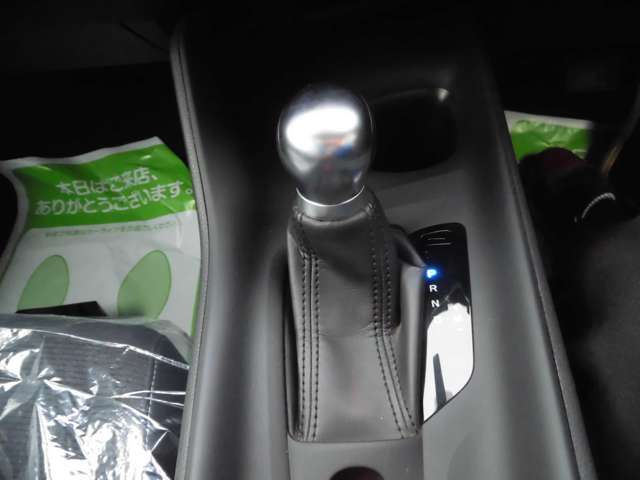 トヨタ Ｃ−ＨＲ １．２ Ｓ－Ｔ ＬＥＤ パッケージ ４ＷＤ H30年 (東北) 99