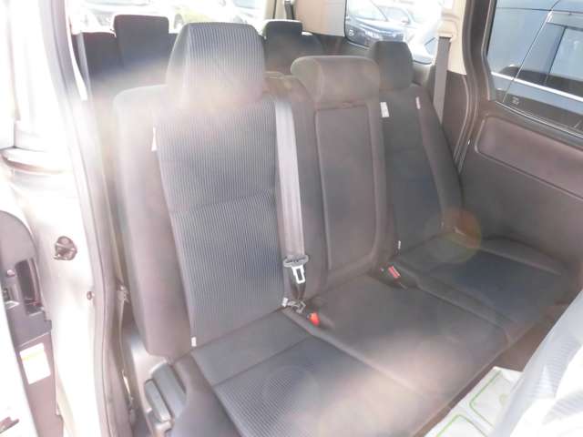 トヨタ ヴォクシー ２．０ Ｘ ４ＷＤ H27年 (東北) 99