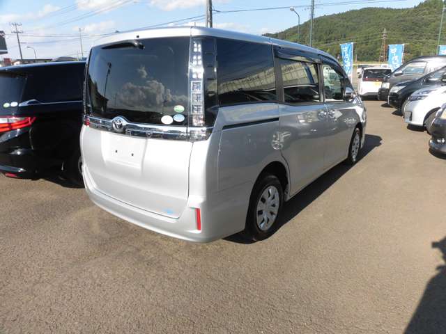 トヨタ ヴォクシー ２．０ Ｘ ４ＷＤ H27年 (東北) 99