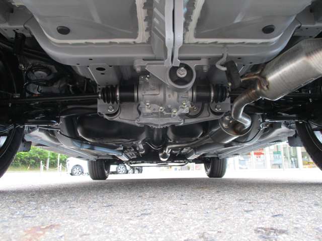 ダイハツ ロッキー １．０ プレミアム Ｇ ４ＷＤ R8年 (東北) 99