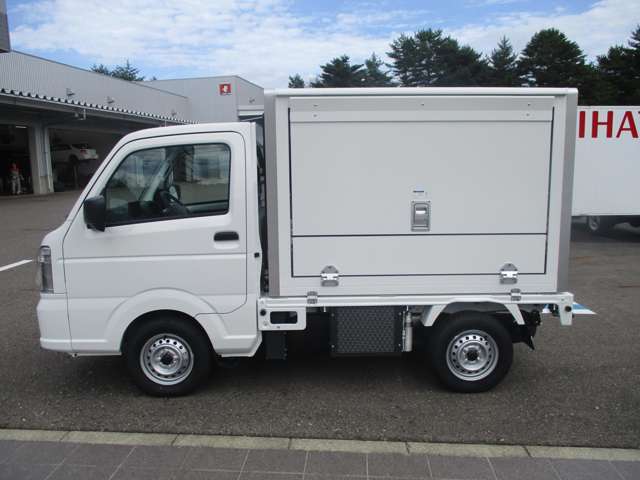 スズキ キャリイトラック ６６０ 移動販売冷凍車 １ＷＡＹ ４０リットル 清水・排水タンク仕様 ４ＷＤ R7年 (東北) 99
