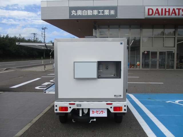 スズキ キャリイトラック ６６０ 移動販売冷凍車 １ＷＡＹ ４０リットル 清水・排水タンク仕様 ４ＷＤ R7年 (東北) 99