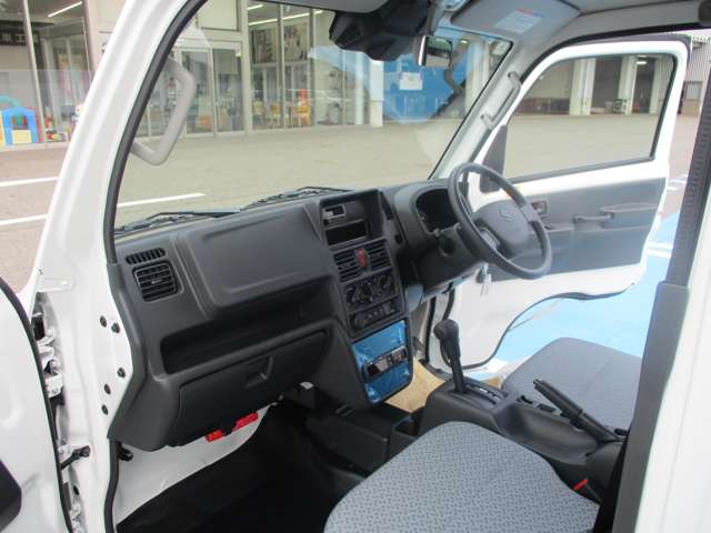 スズキ キャリイトラック ６６０ 移動販売冷凍車 １ＷＡＹ ４０リットル 清水・排水タンク仕様 ４ＷＤ R7年 (東北) 99