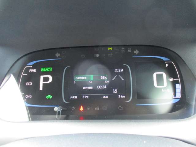 トヨタ アクア １．５ Ｚ Ｅ－ＦＯＵＲ ４ＷＤ R7年 (東北) 99