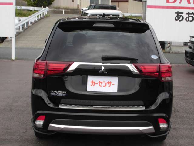 三菱 アウトランダーＰＨＥＶ ２．０ Ｇ ナビパッケージ ４ＷＤ H27年 (東北) 99