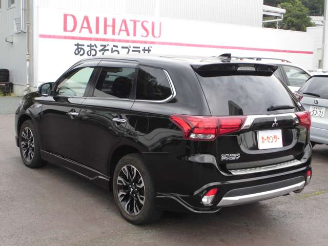 三菱 アウトランダーＰＨＥＶ ２．０ Ｇ ナビパッケージ ４ＷＤ H27年 (東北) 99