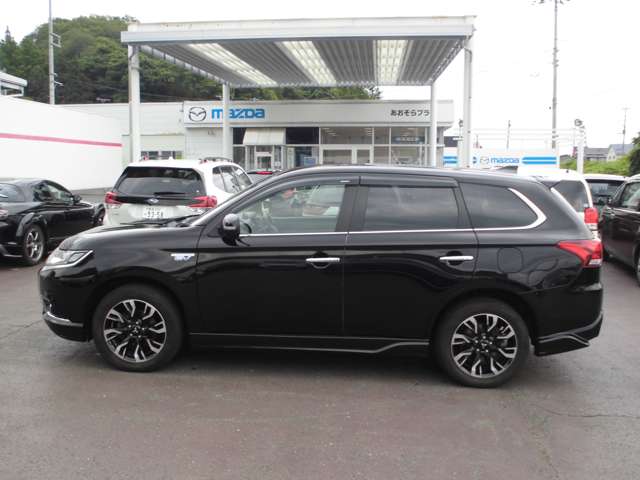 三菱 アウトランダーＰＨＥＶ ２．０ Ｇ ナビパッケージ ４ＷＤ H27年 (東北) 99