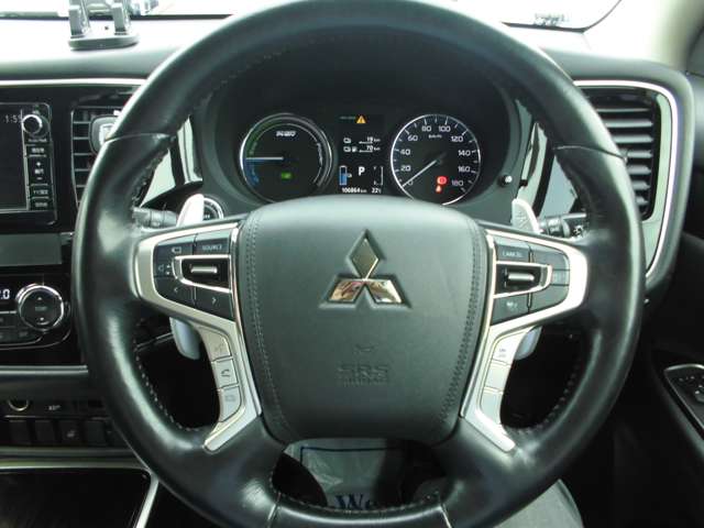 三菱 アウトランダーＰＨＥＶ ２．０ Ｇ ナビパッケージ ４ＷＤ H27年 (東北) 99