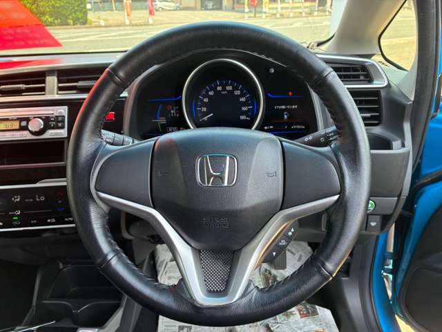 ホンダ フィット　ハイブリッド １．５ ハイブリッド Ｆパッケージ ４ＷＤ H26年 (東北) 99