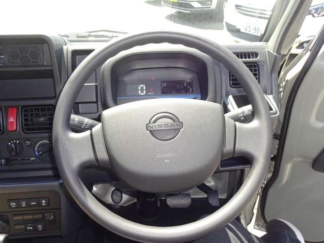 日産 クリッパートラック ６６０ ＤＸ ４ＷＤ R8年 (東北) 99