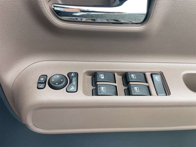 ダイハツ ムーヴ　キャンバス ６６０ セオリー Ｇ ４ＷＤ R6年 (東北) 99