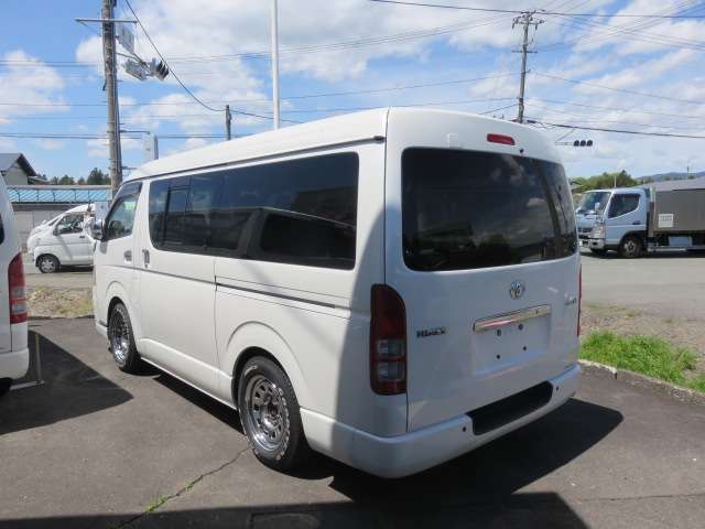 トヨタ ハイエースバン ２．７ スーパーＧＬ ワイド ロング ミドルルーフ ４ＷＤ H24年 (東北) 99