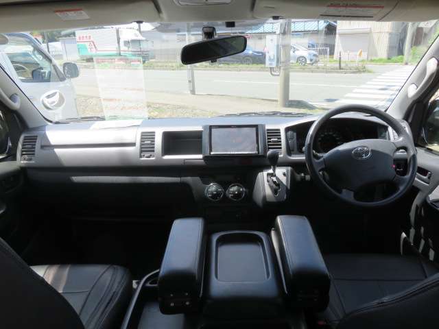 トヨタ ハイエースバン ２．７ スーパーＧＬ ワイド ロング ミドルルーフ ４ＷＤ H24年 (東北) 99