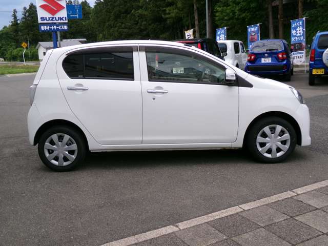 ダイハツ ミラ　イース ６６０ ＧＦ ４ＷＤ H24年 (東北) 99