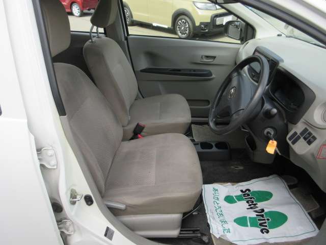 ダイハツ ミラ　イース ６６０ ＬＦ ＳＡ ４ＷＤ H25年 (東北) 99
