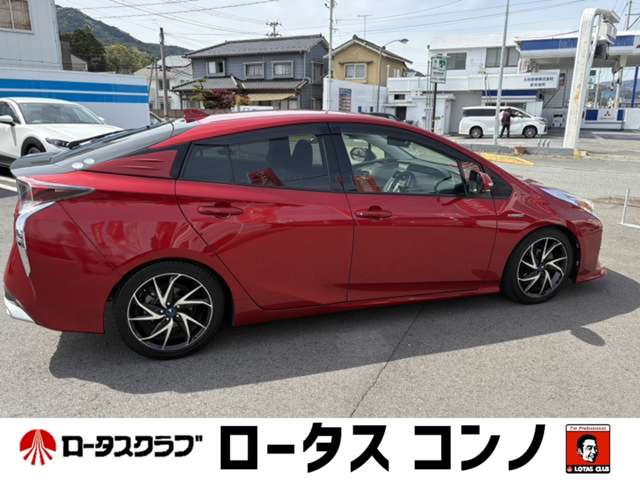 トヨタ プリウス １．８ Ｓ ツーリングセレクション Ｅ－ＦＯＵＲ ４ＷＤ H29年 (東北) 99