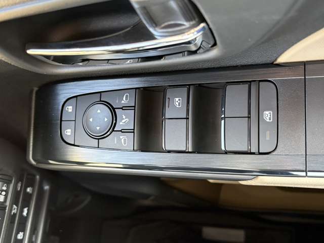 三菱 デリカ　ミニ ６６０ Ｔ プレミアム ４ＷＤ R8年 (東北) 99