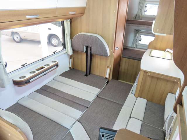 トヨタ カムロード 東和モータース R3年 (関東) 99