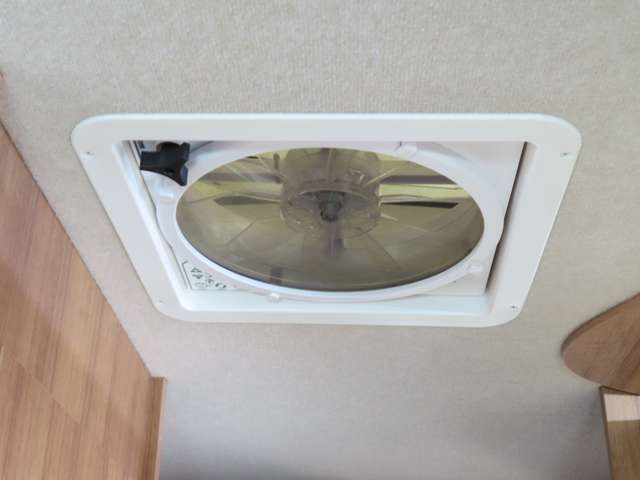 トヨタ カムロード 東和モータース R3年 (関東) 99