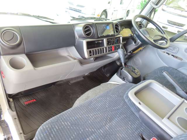 トヨタ カムロード 東和モータース R3年 (関東) 99