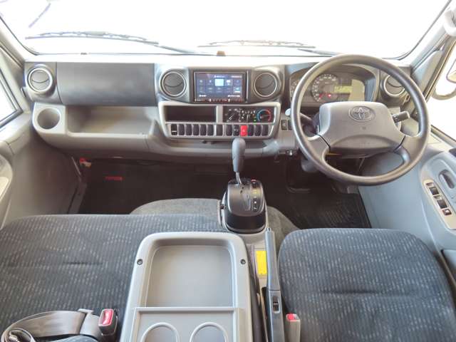トヨタ カムロード ナッツＲＶ H30年 (関東) 99