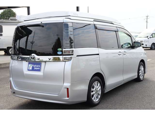 トヨタ ヴォクシー ホワイトハウス R2年 (関東) 99