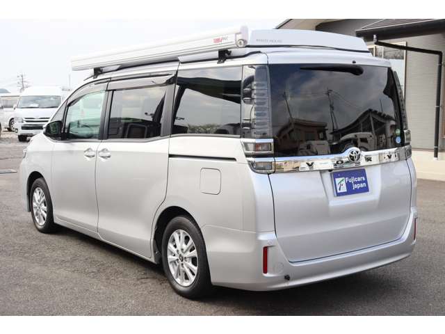 トヨタ ヴォクシー ホワイトハウス R2年 (関東) 99