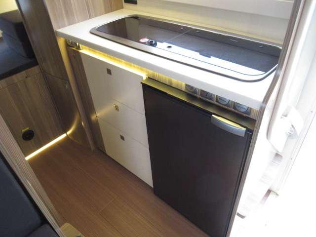 トヨタ カムロード バンテック R3年 (関東) 99