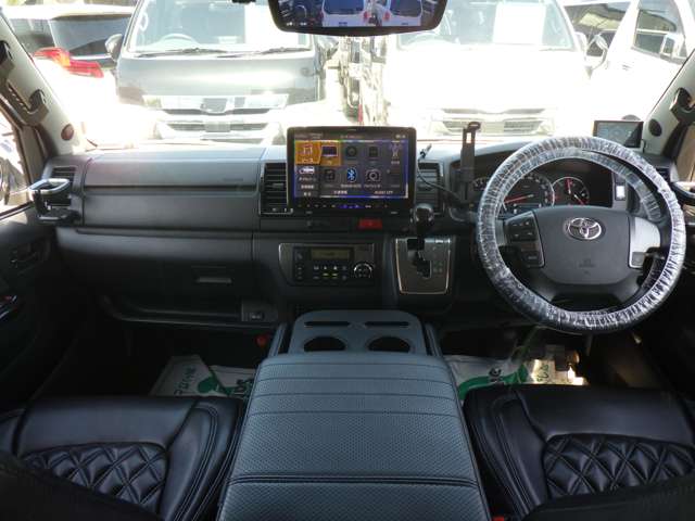 トヨタ ハイエースバン ２．０ スーパーＧＬ ダークプライム ロングボディ H30年 (関東) 99